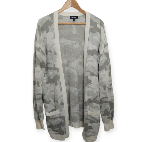 Express Women's Size Large Cardigan Sweater Gray Camouflage - Picture 1 of 8